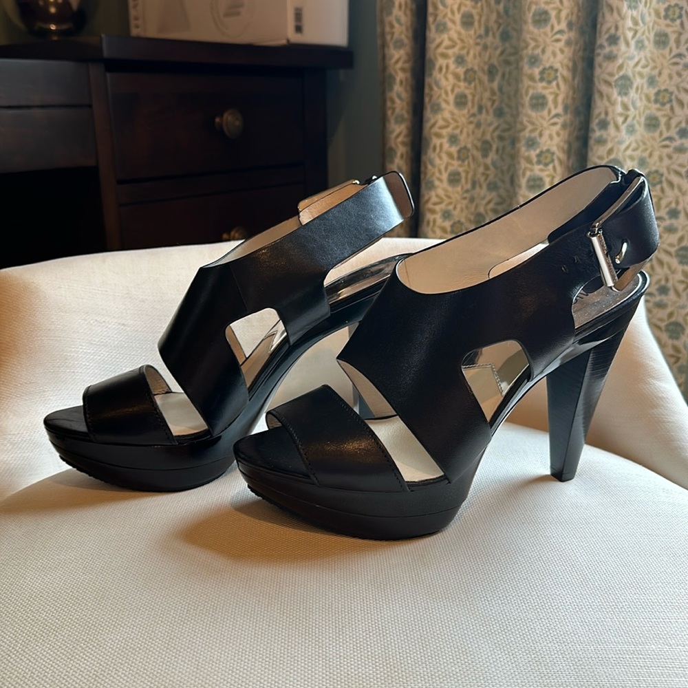 Michael Michael Kors Carla platform 7 m